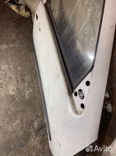 Дверь правая Кадди 2 Volkswagen Caddy 2