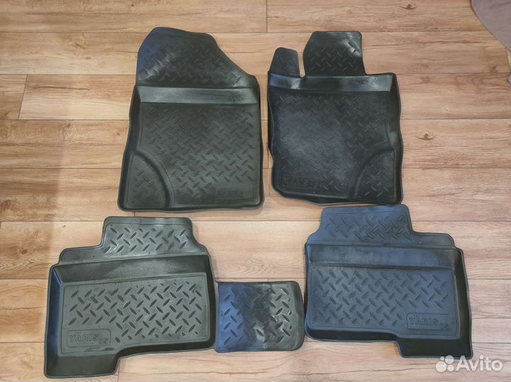 Toyota Yaris/vitz коврики