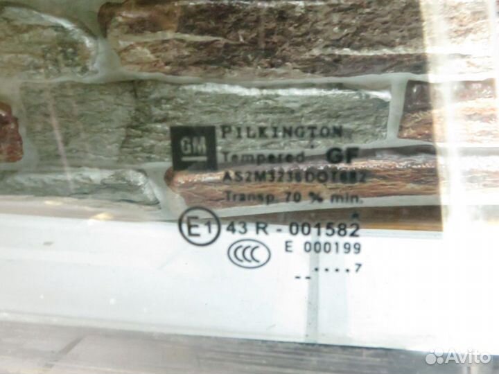 Стекло заднее правое форточка Opel Astra H Астра