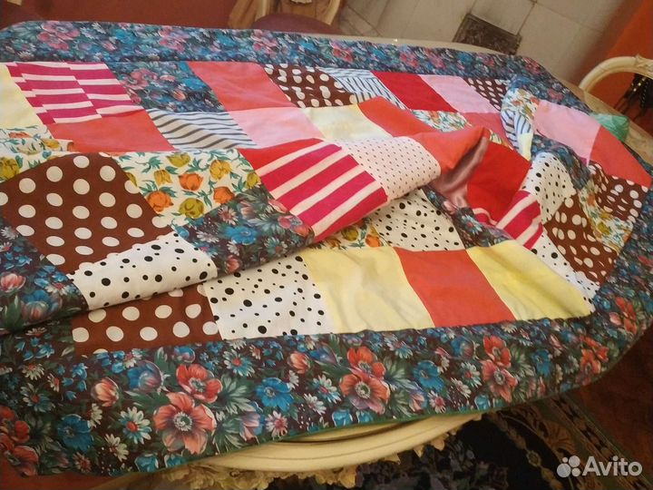 Одеяла 4 шт,лоскутные/ Пэчворк, ковёр