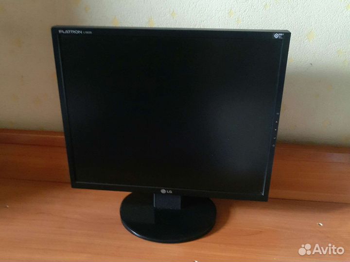 Монитор Sony 17 lg 19