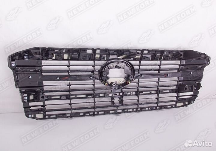 Решетка радиатора с подсветкой Toyota LC 300