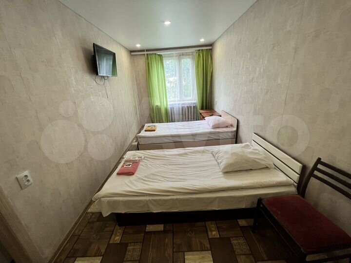 Комната 15 м² в 4-к., 2/5 эт.