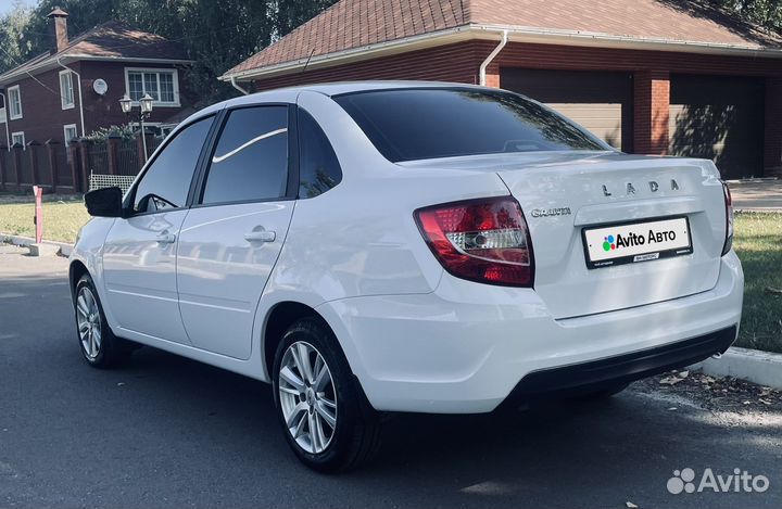 LADA Granta 1.6 МТ, 2023, 10 000 км