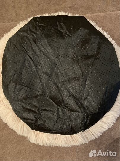 Лежанка для кошек новая