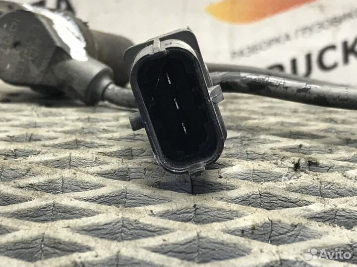 Датчик оборотов коленвала Daf XF106