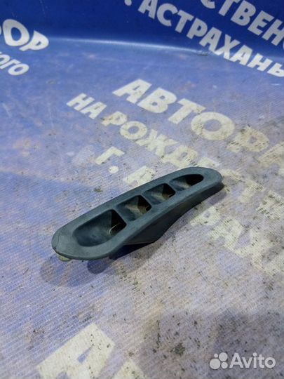 Воздуховод торпеды Ваз Лада 2114 хэтчбек 2111 2009