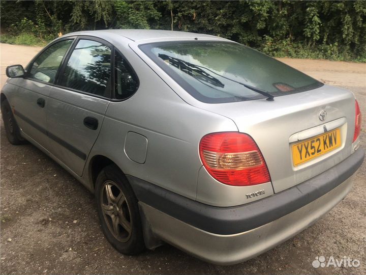 Разбор на запчасти Toyota Avensis 1