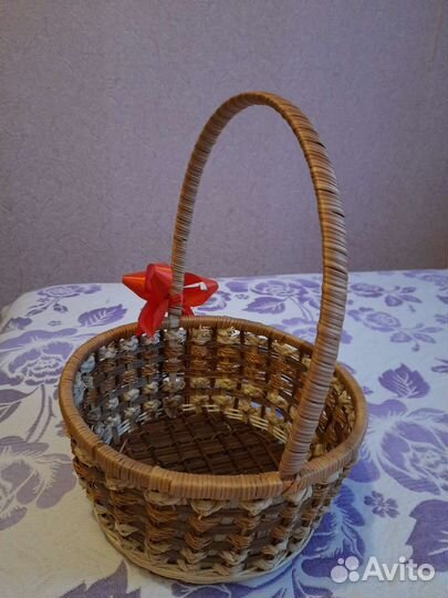 Корзина плетеная