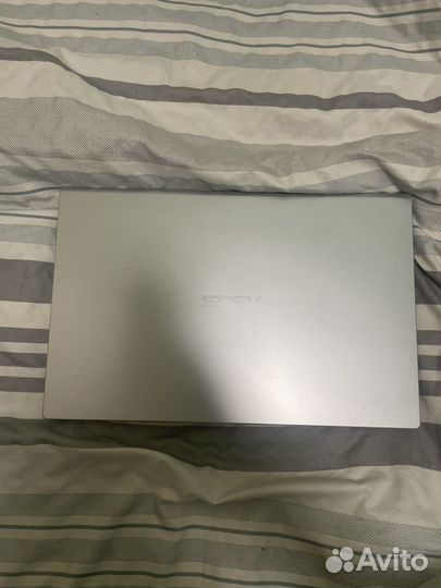 Asus R565M