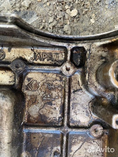 Клапанная крышка и впускной коллектор subaru