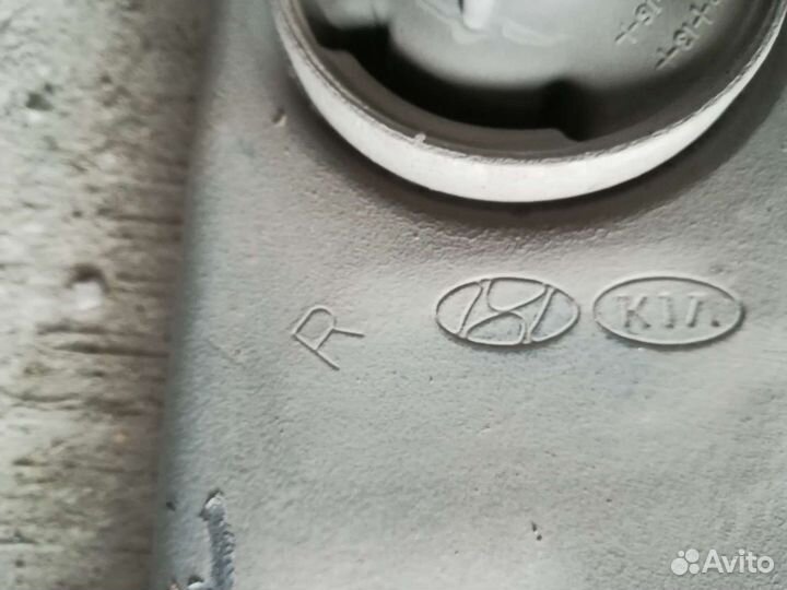 Рычаг правый Kia Rio 3, Hyundai Solaris