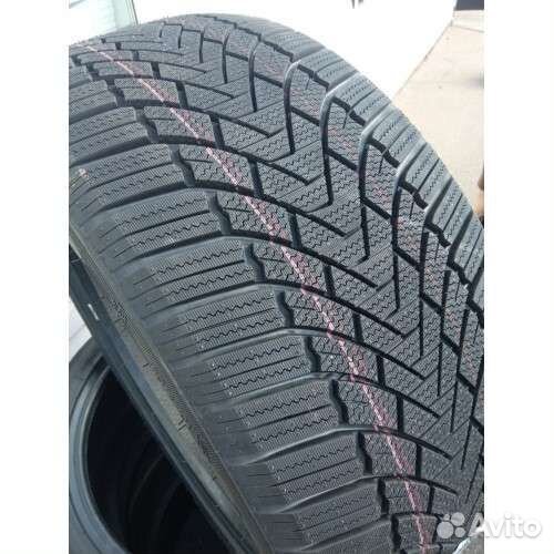Grenlander IceHawke 1 245/40 R17