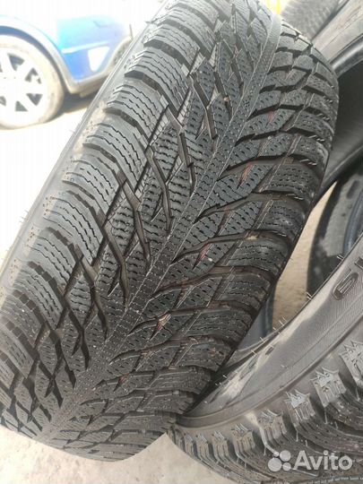 Nokian Tyres Hakkapeliitta R3 SUV 235/55 R19