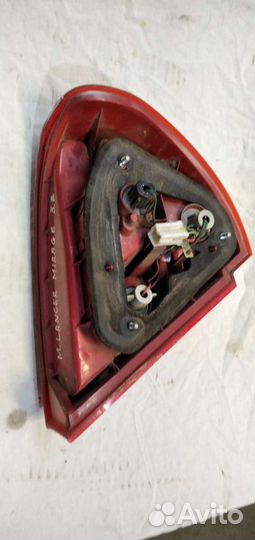 Фонарь правый Mitsubishi Lancer Mirage CK CM