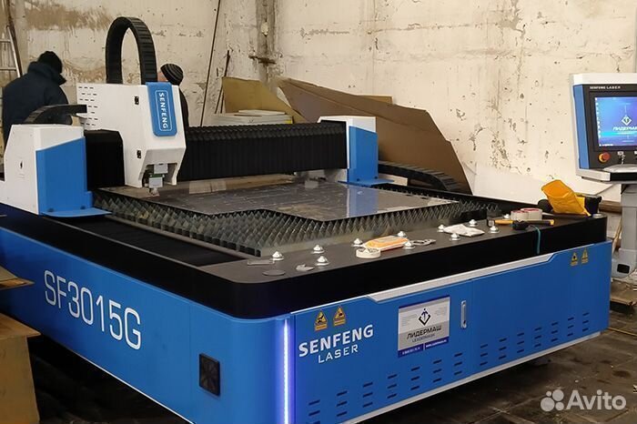 Лазерный станок / оптоволоконный лазер 3015G