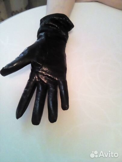 Перчатки женские кожаные