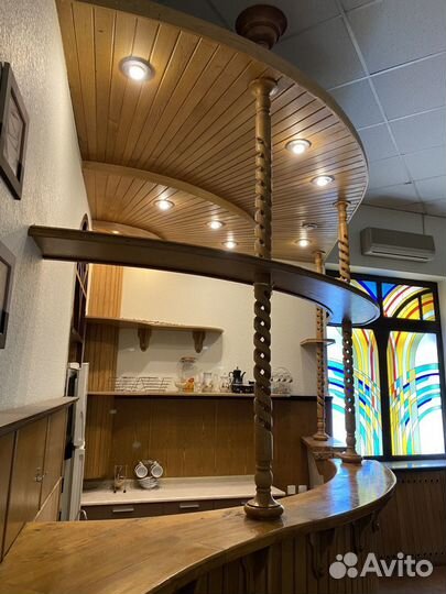 Барная стойка для кафе бу массив дуба