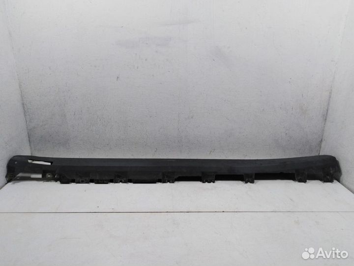 Накладка на левый порог