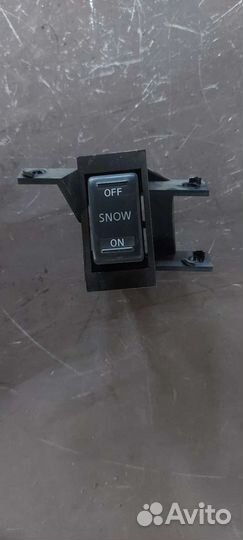 Кнопка салона Nissan Skyline v35