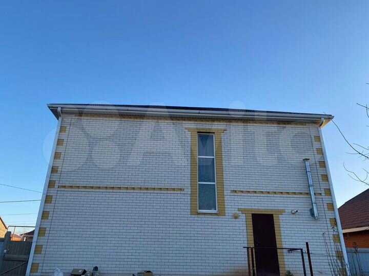 Коттедж 189 м² на участке 6 сот.