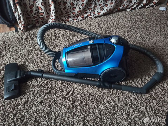 Пылесос 2200W Samsung VCC8832