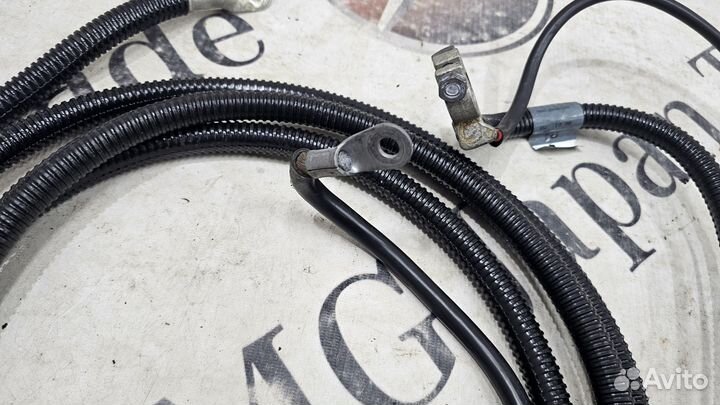 Электропроводка плюсовой кабель (+) Mercedes W140