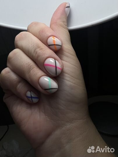 Услуги мастера маникюра и педикюра