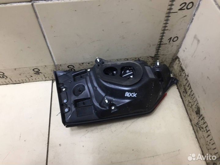 Фонарь задний правый внутренний Lexus RX