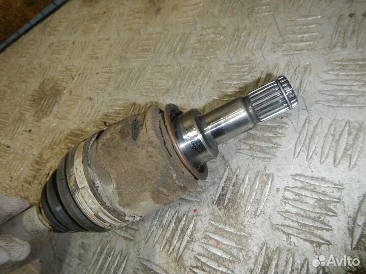 Полуось (привод в сборе) задняя правая, Toyota (То