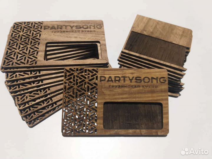 Лазерная резка и гравировка фанеры