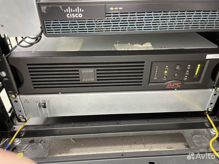 Ибп APC Smart-UPS 2200VA USB RM 2U 230V