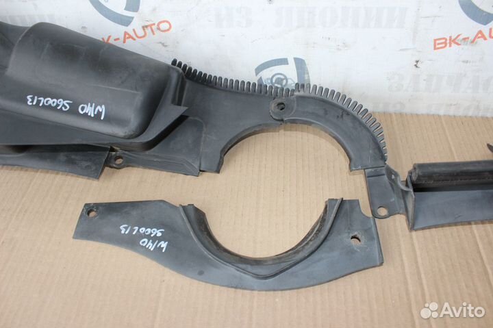 Жабо Mercedes S-Class W140 CL-Class C140 Лев Руль