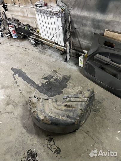 Подкрылки на hyundai solaris