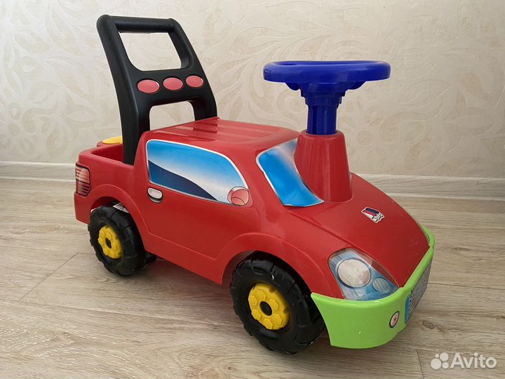 Детская машинка каталка толокар