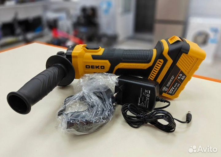 Угловая шлифмашина Deko dkag20-125