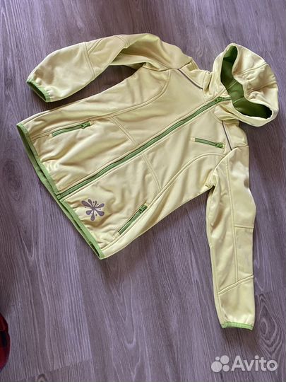 Ветровка для девочки