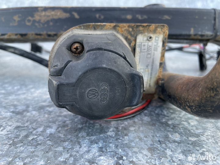 Фаркоп для Volkswagen Caddy 2 9K