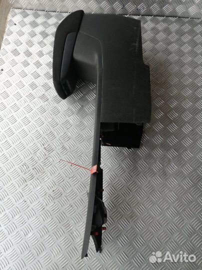 Консоль подлокотник Mitsubishi Outlander