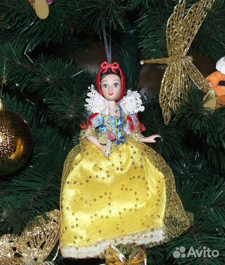 Белоснежка и Бэлль - куклы, новогодние игрушки