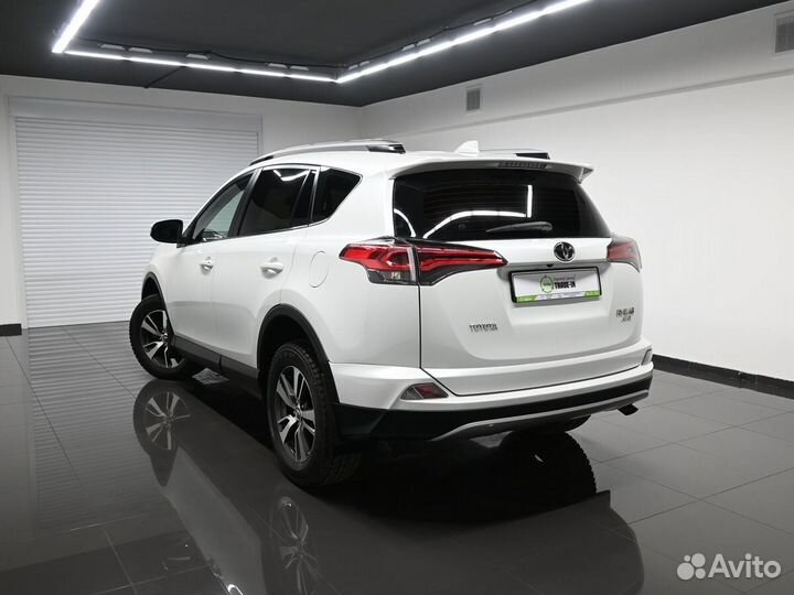 Toyota RAV4 2.2 AT, 2019, 83 473 км