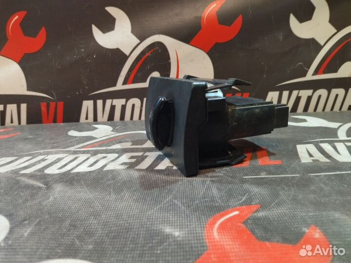 Блок управления светом Ford Focus 2