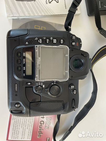 Nikon D2x (как новый)