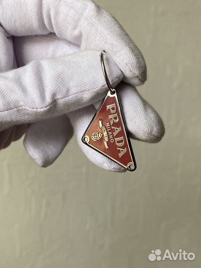 Серьга prada оригинал