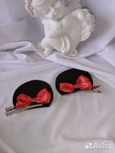 Заколки-ушки для волос ручной работы