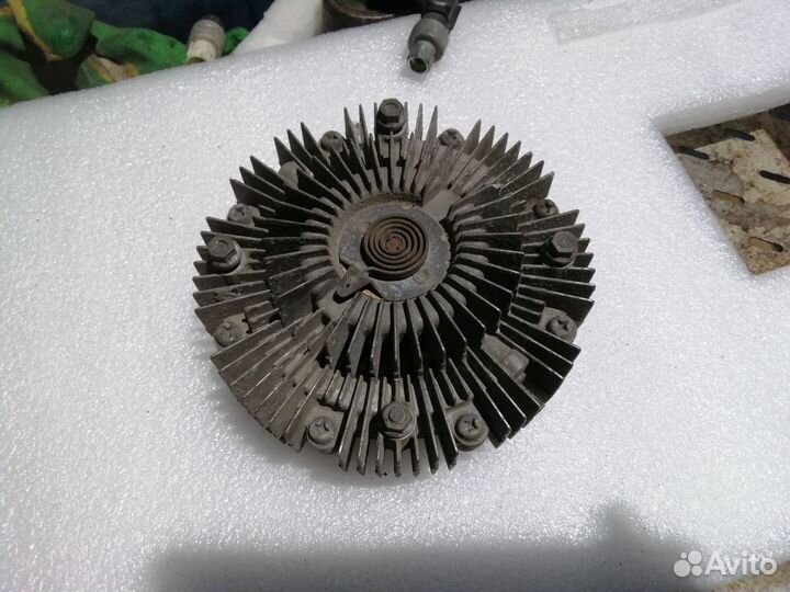 Вискомуфта 2UZ-FE Toyota Land Cruiser 100