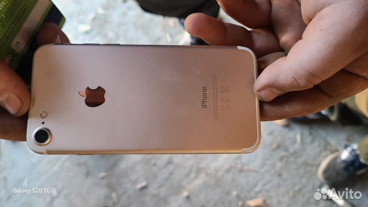 iPhone 7, 32 ГБ