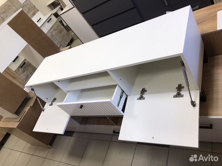 Тумба под тв