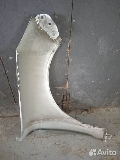 Крыло левое Форд Фокус 3