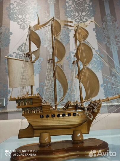 Модель корабля